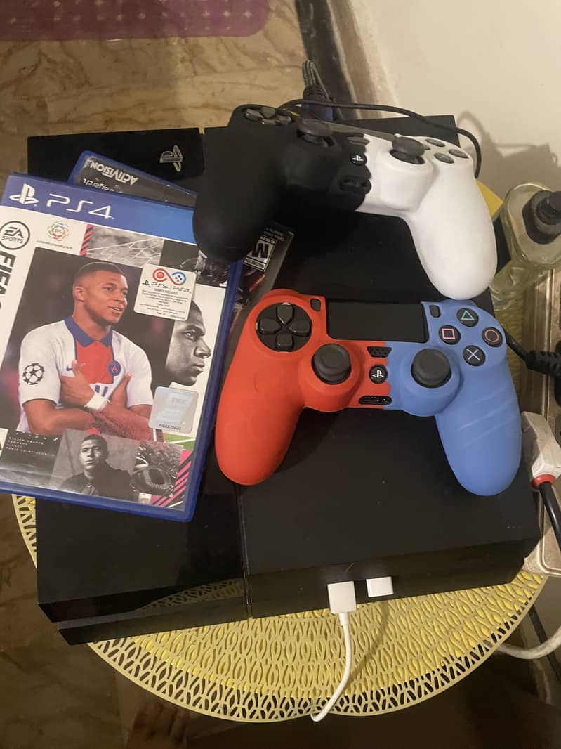 PS4 console 2