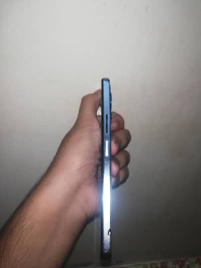 Infinix Note 12 VIP 256/8+5gb with box and charger