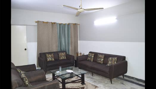 DHA Phase 2, 1100 Square Feet Apartment for Sale.