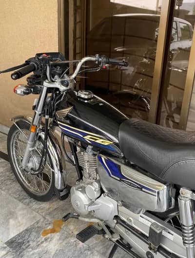 Honda 125 special edition new condition