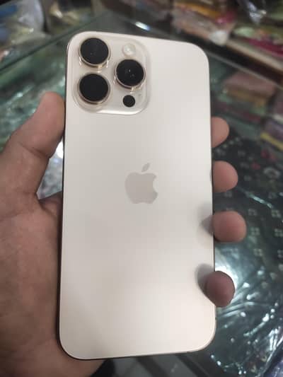 Apple iPhone 16 Pro Max