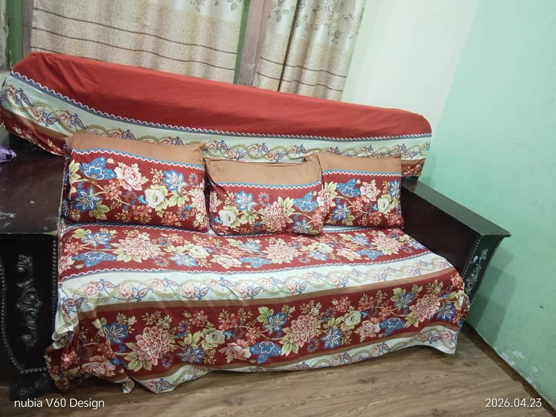 sofa set three seater 0