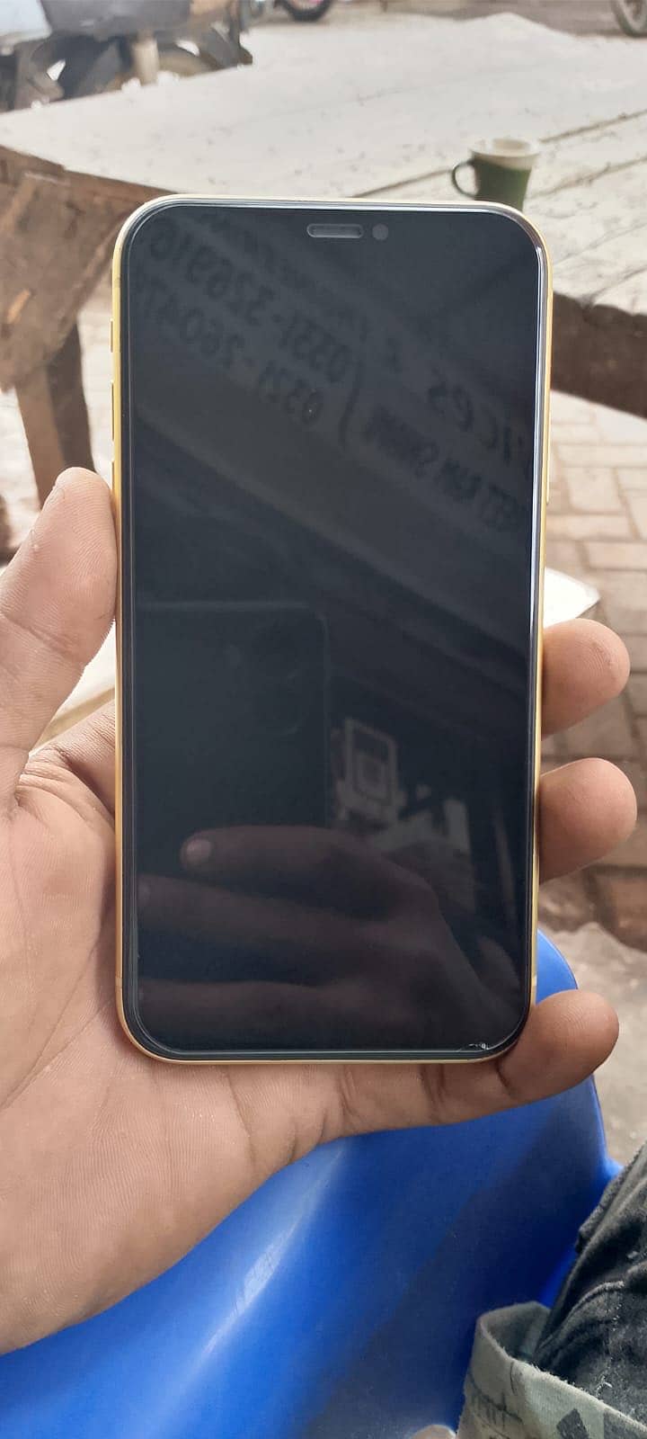 Apple iPhone 11 0