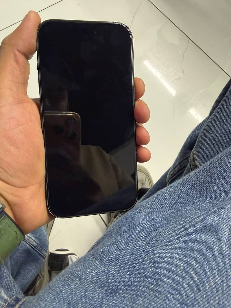 Apple iPhone 15 2