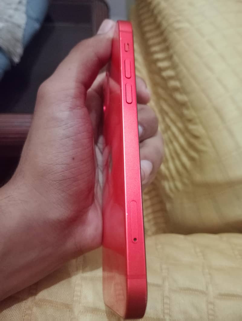 Apple iPhone 12 6