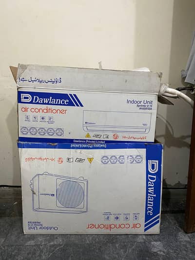 03095449689  Brand New Dowlance DC inverter 1 ton only 1 moth used