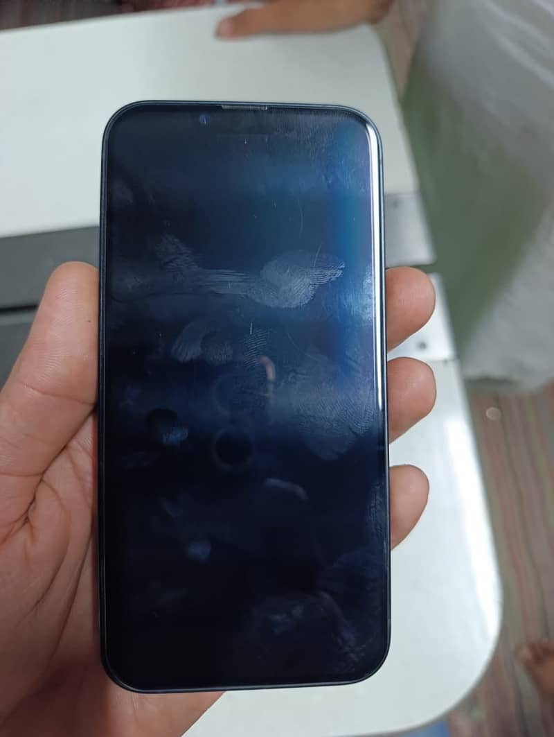 Apple iPhone 14 Sim working 3