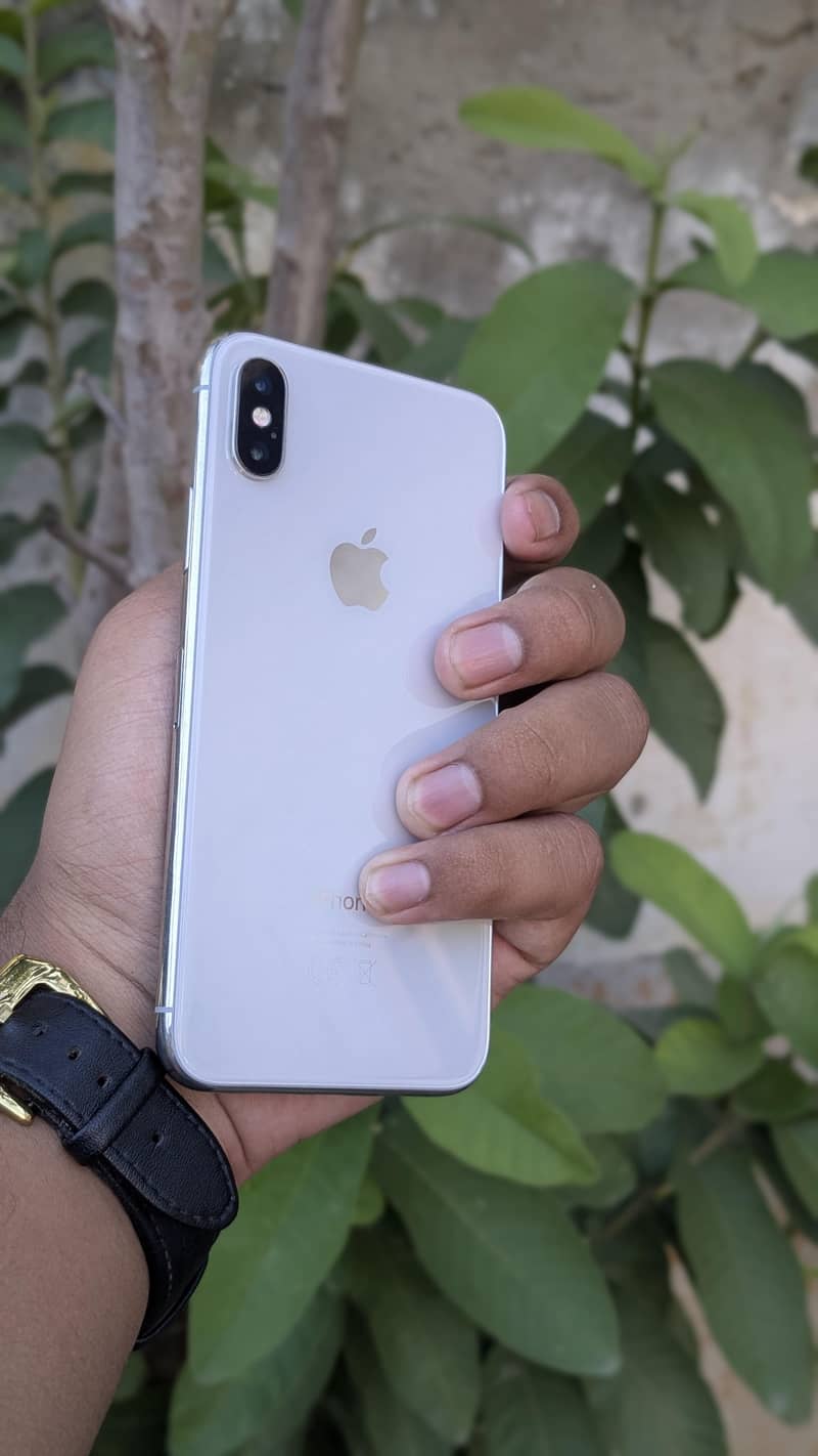 iPhone X 1