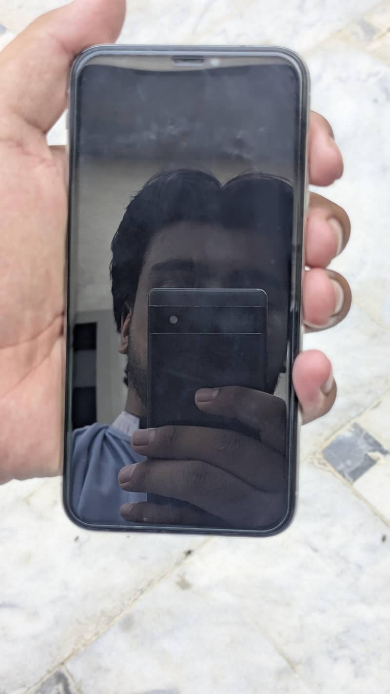 iPhone X 6