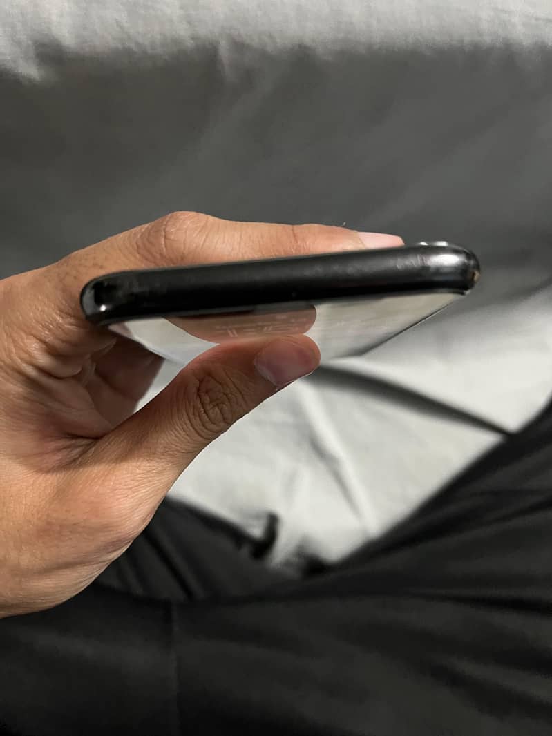 Apple iPhone X 2