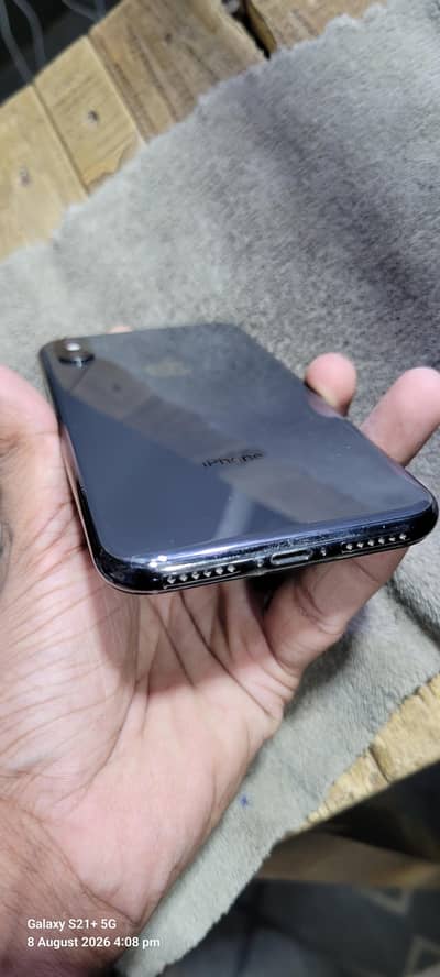 Apple iPhone X