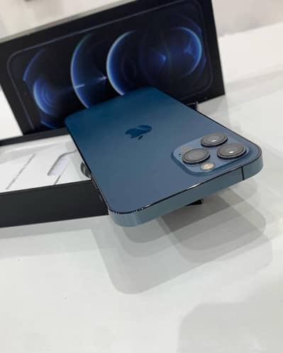 i Phone 8plus, 11,12,13,14,15 pro max on instalment Whatsap 3224144692