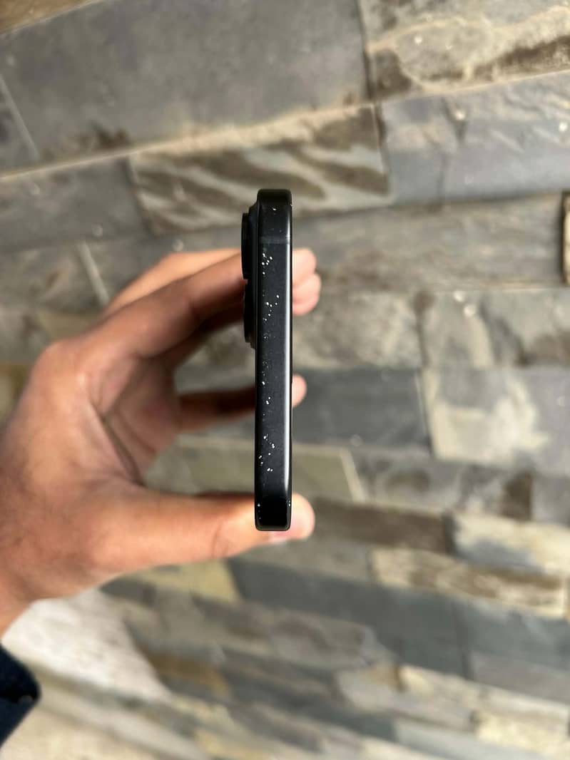 Apple iPhone 15 plus 5