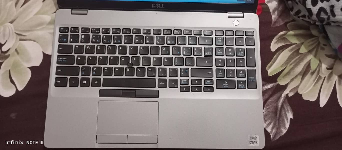 Dell Precision 3550 2