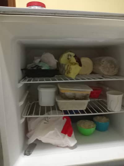 used haier medium to large refrigerator