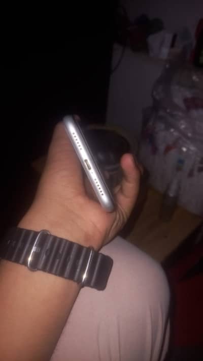 Apple iPhone XR nuber03703353287  back 10by8 Face ID isu