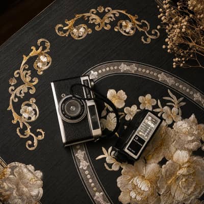 old Camera for best deal for ccalculater with boX