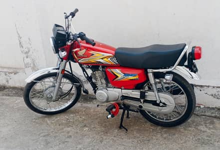 Honda CG125 2025