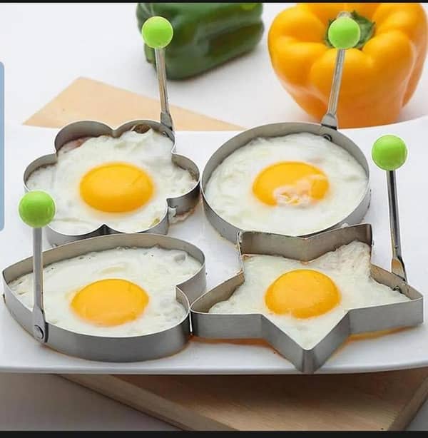 Fried Egg Mold, Pack of 4 Stainless Steel Egg Ring Egg Shaper Pancake Mold Heart/Round/Star/Flower Shapes