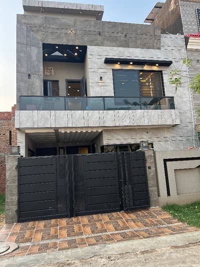 Realcon Estate Offers 5 Marla Slightly Used House For Sale