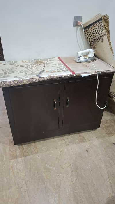 Iron table best with spacious drawers boxes