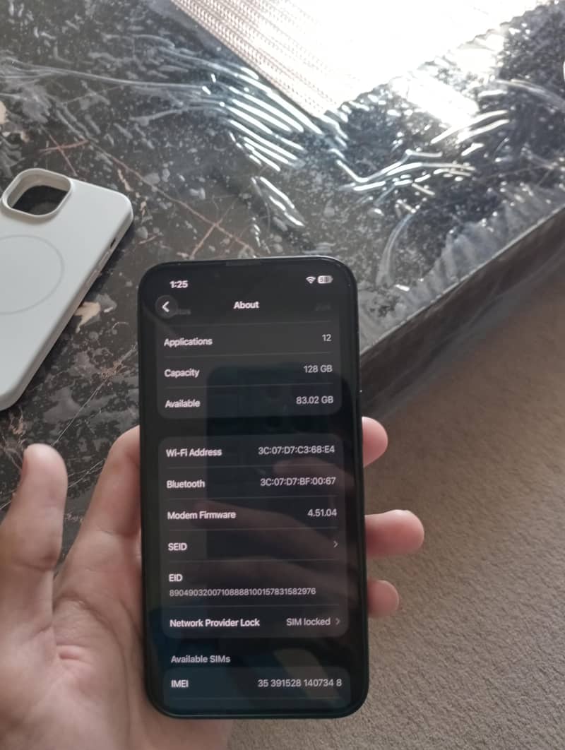Apple iPhone 14 4