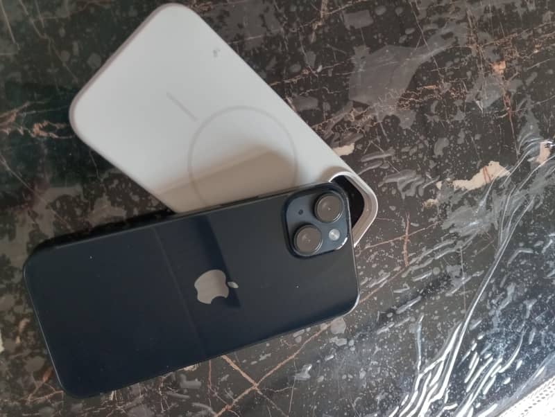 Apple iPhone 14 9
