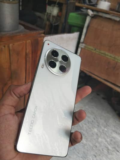 Tecno CAMON 30