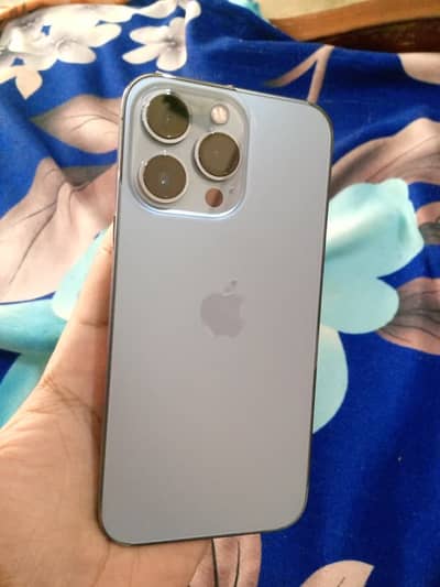 Apple iPhone 13 Pro