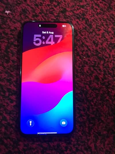 Apple iPhone 15 Pro Max. . 90% battery health