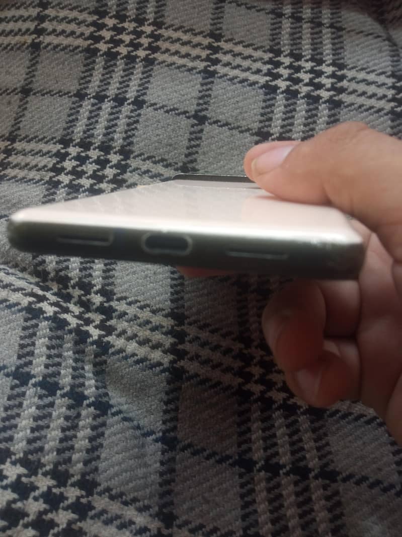 Google Pixel 6 3