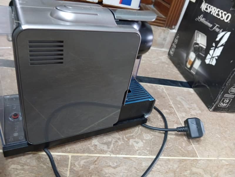 Nespresso  Coffee Machine 5