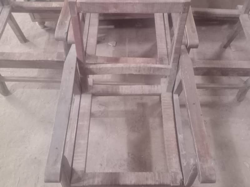 chairs 0