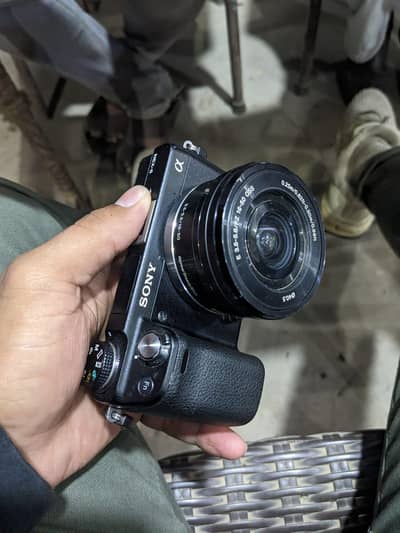 Sony alpha N 6