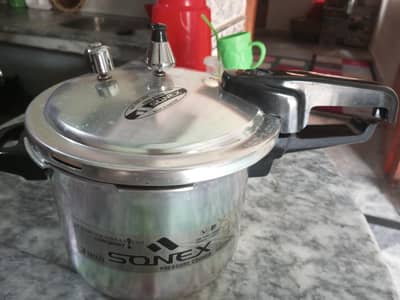 Pressure Cooker