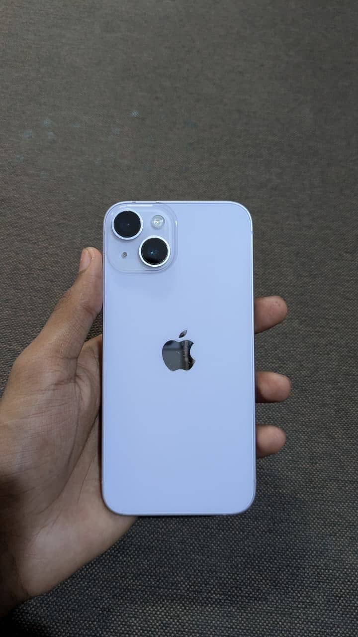 iPhone 14 4