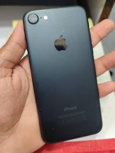 Apple iPhone 7