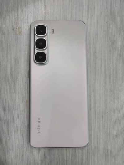 Infinix Hot 60 Pro Plus Complete box