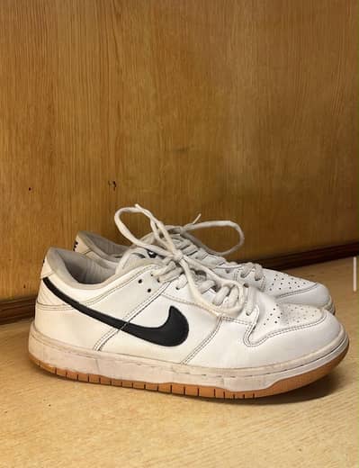 Nike Dunk Low White & Black Sneakers – Original Look – Good Condition