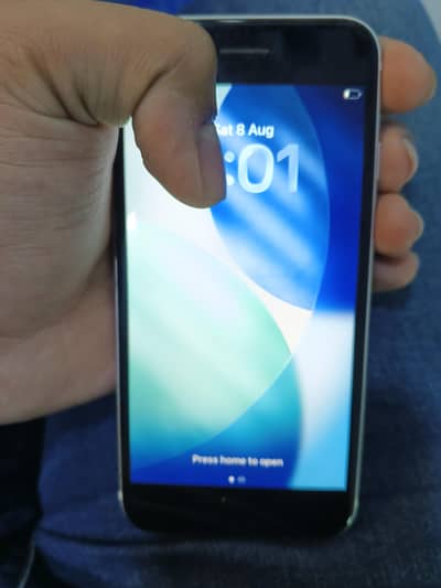Apple iPhone SE 2020