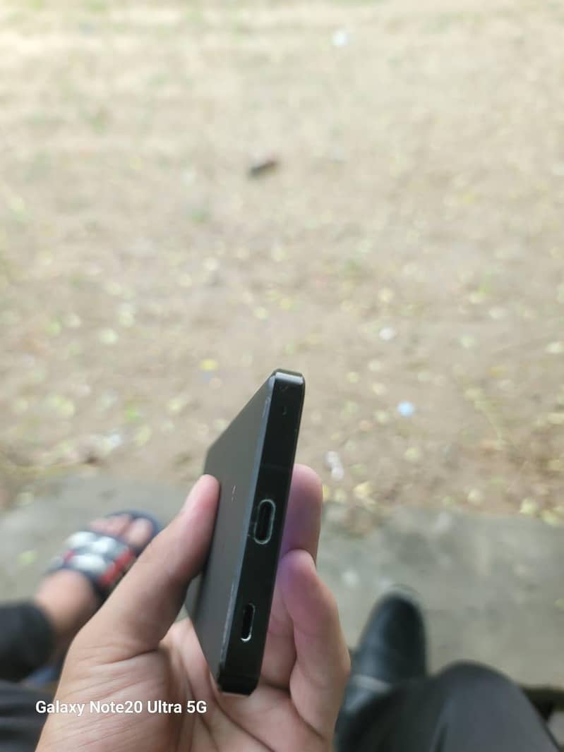 Sharp Aquos R7 4
