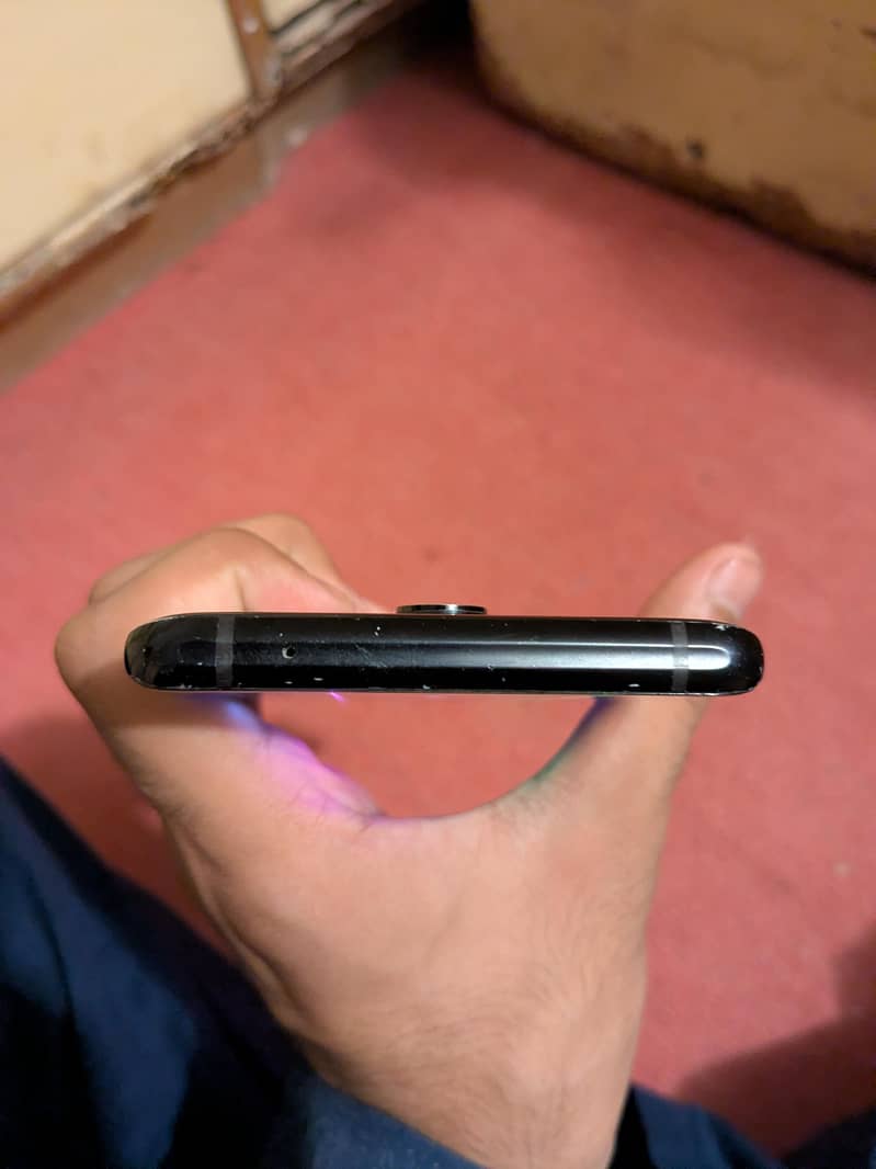 One Plus 8 Pro 6