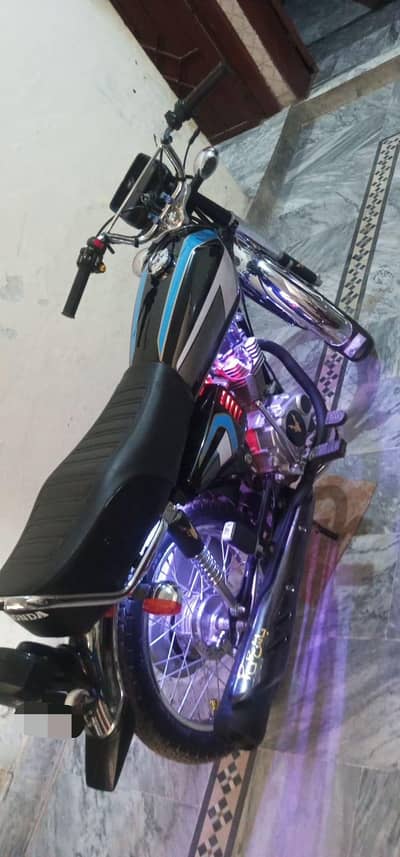 Red Colour dabal saman 2022 model All punjab  number 2lac