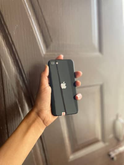Apple iPhone SE 2020 fresh coendition 10by10
