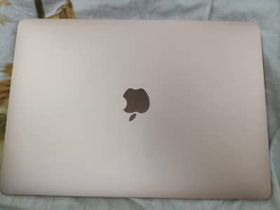 Macbook air M1 2022 13 inch rose gold