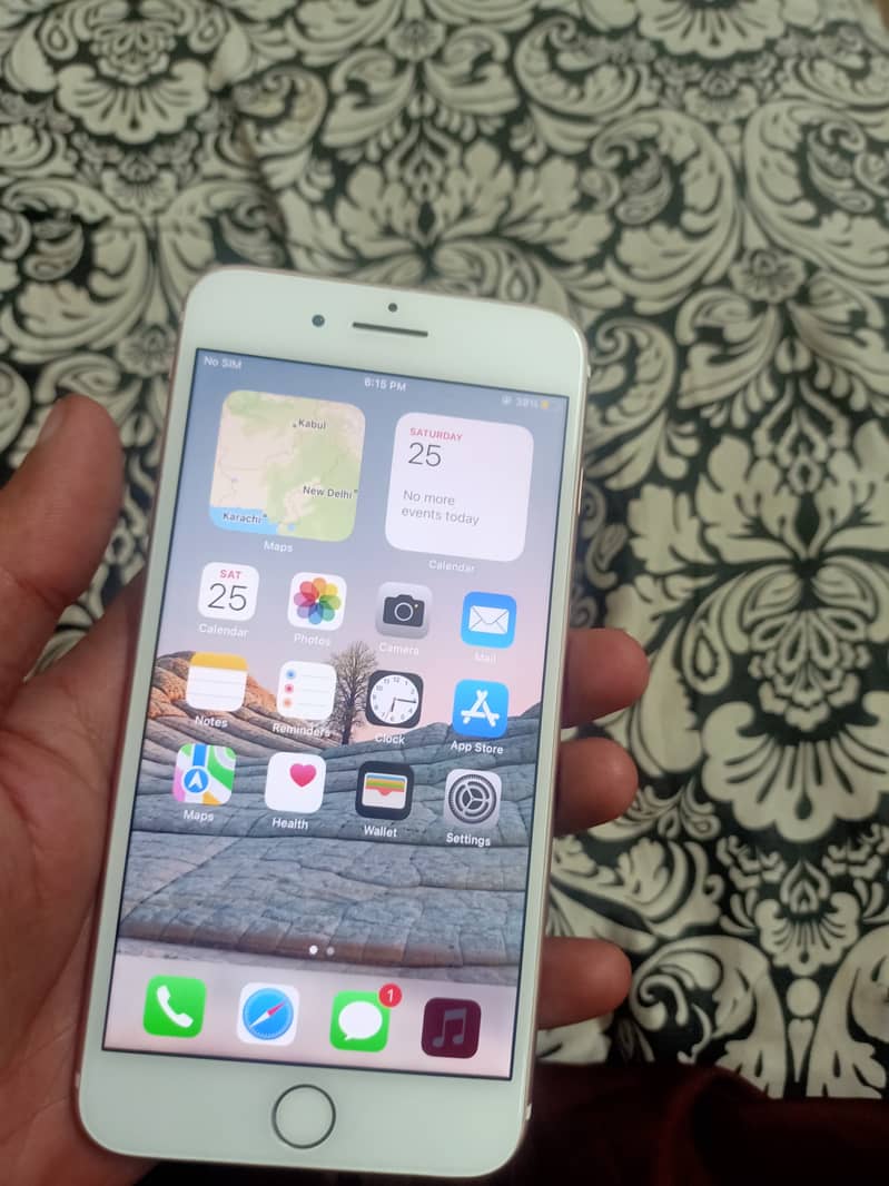 Apple iPhone 7 Plus 5