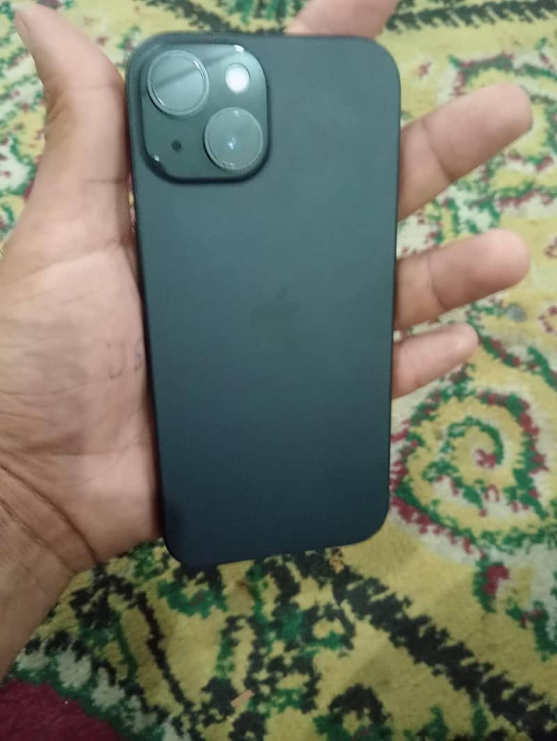 Apple iPhone 15 2