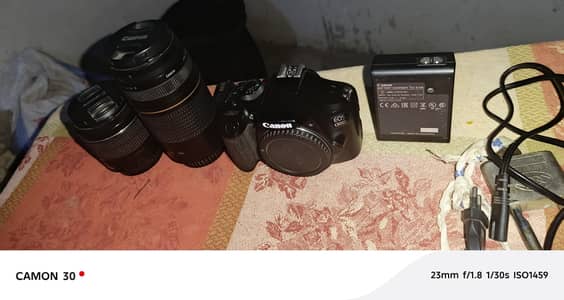 canon 1300d sath men 2lens 75:300m ka our ek chota