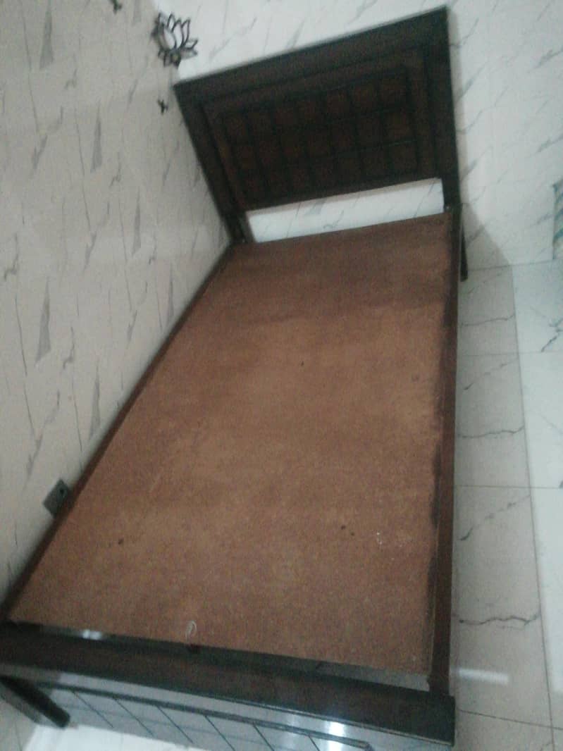 SINGLE BED 2