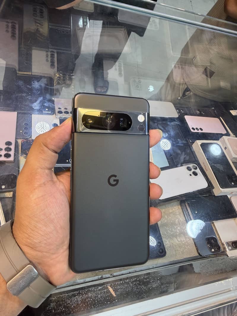 Google Pixel 8 Pro 0